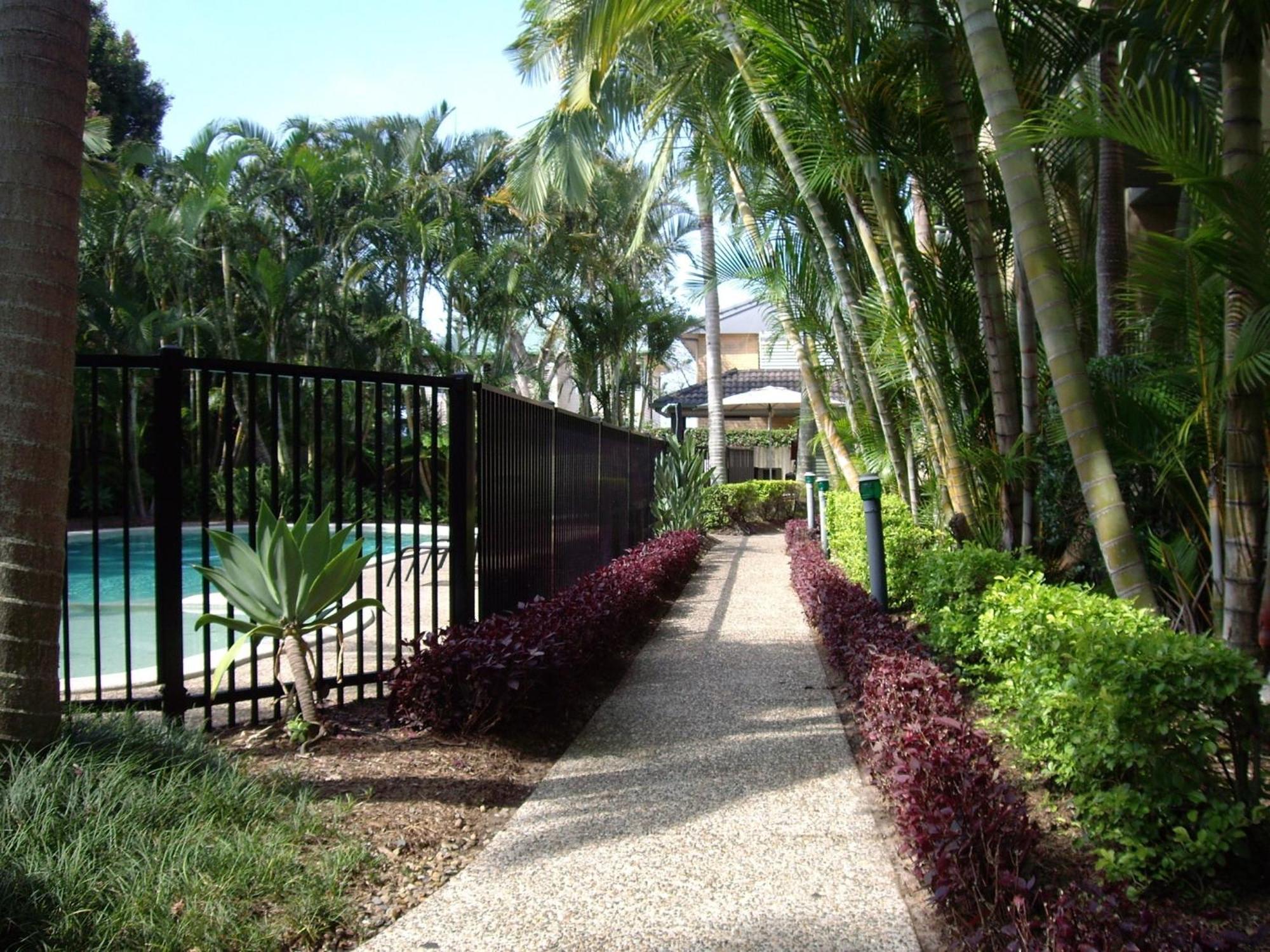 Bila Vista Kirra Beachside Apartments Голд-Кост Экстерьер фото