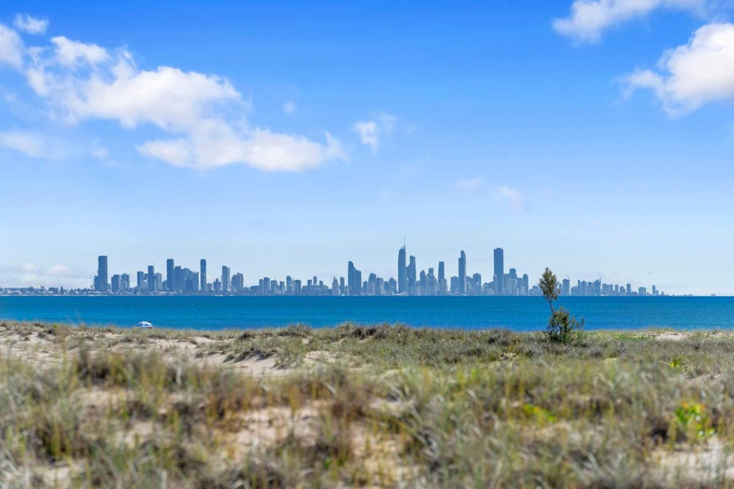 Bila Vista Kirra Beachside Apartments Голд-Кост Экстерьер фото